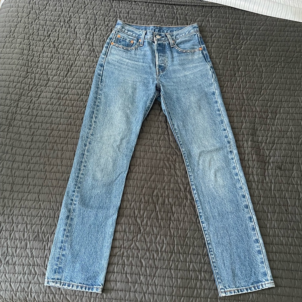 Levi's 501 Women's Straight Leg Blue Jeans